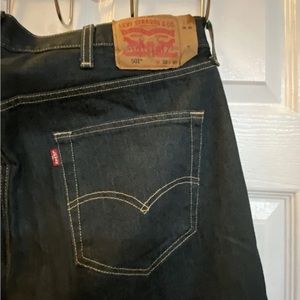 501 Levis Men's Dark Blue Jeans Straight Leg Size 38x30 5 pockets
